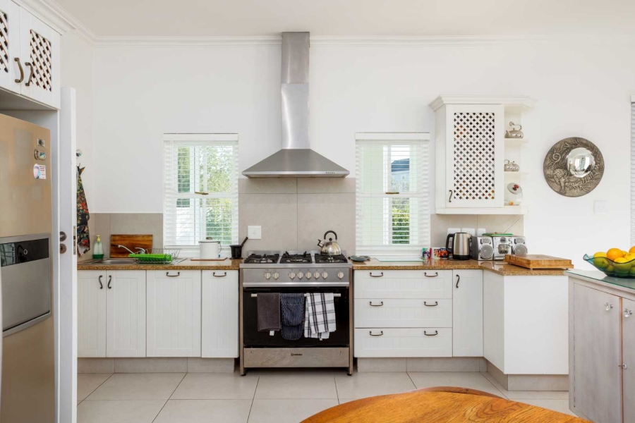 To Let 4 Bedroom Property for Rent in Val De Vie Estate Western Cape